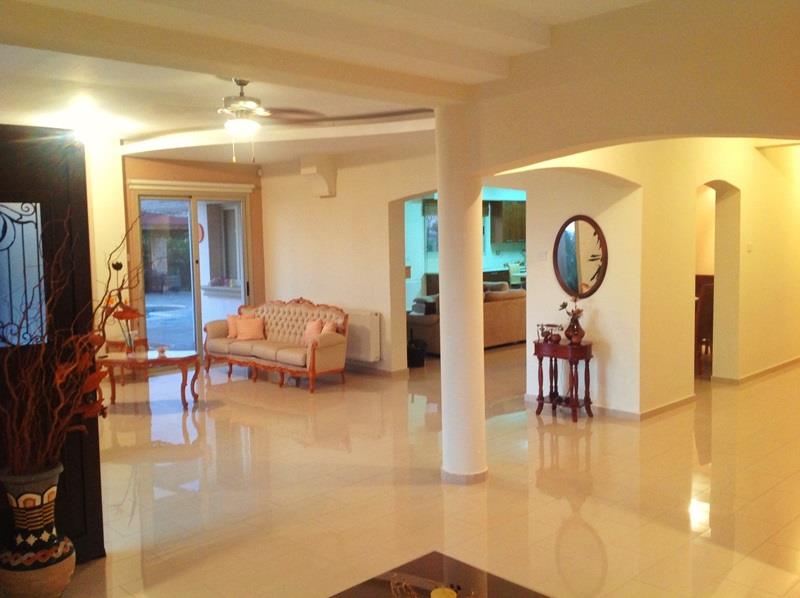 Super Luxury Villa Long Term Rent in Anarita