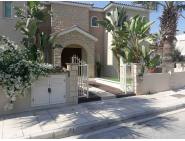6 bedroom luxury house for long term rent