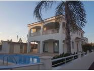 spacious 4 bedroom detached house for rent in Anarita