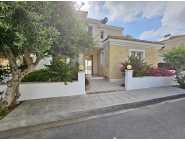 4 bedroom villa for long term rent