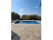Villa for long term rent in Peyia 