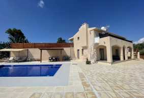 Villa in Tsada for long term rent