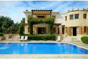 Luxury villa for rent