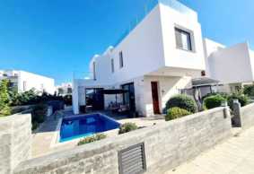 3 bedroom villa for long term rent in Konia
