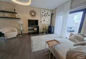 Lovely 2 bedroom apartment for long term rent