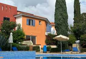 Townhouse for sale in Anarita