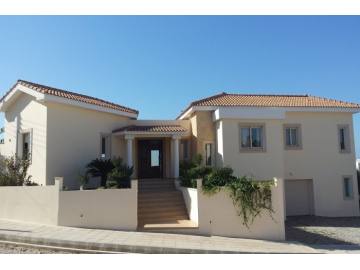 5 bedroom luxury house for rent in Se Caves with views