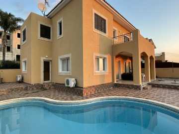 Lovely 3 bedroom villa in Tala 