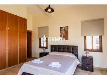 Villa For Sale in Neo Chorio, Paphos - DP1305