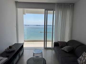 Sea front apartment in Neapolis area