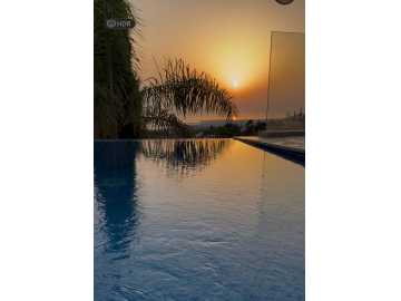 Luxury villa for long term rent In Kamares