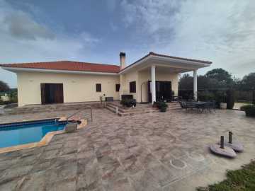 Bungalow for long term rent