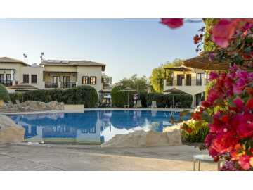 Lovely 2 bedroom apartment for long term rent in Aprhodite Hills