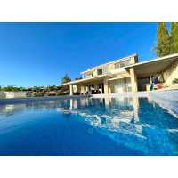 Spacious 4 bedroom villa for long term rent in Tala