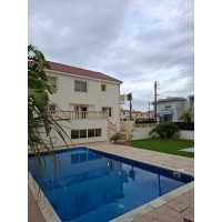 Spacious villa for long term rent