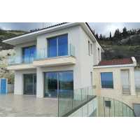 Unfurnished villa with lovely view