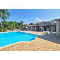 Luxury villa for long term rent