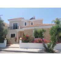 4 bedroom unfurnished villa to rent