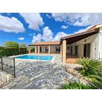 Lovely bungalow for long term rent in Mesoyi