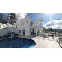 Luxury villa with amazing view in Tala