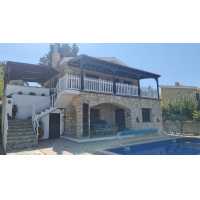 Traditional villa for long term rent