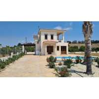 Luxury Three Bedroom Villa with Private Pool
